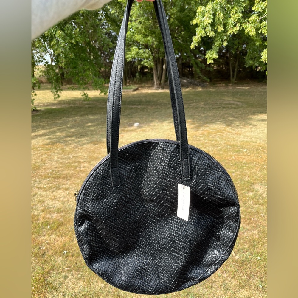NWT ANTHROPOLOGIE Black Woven Round Circle Tote Bag Bohemian Chic Soho Vegan